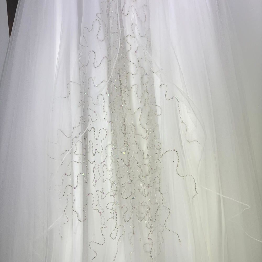 White Beaded Tulle Ball Gown Wedding Dress Basque Waist Strapless Size 12 Flaws - Picture 6 of 16